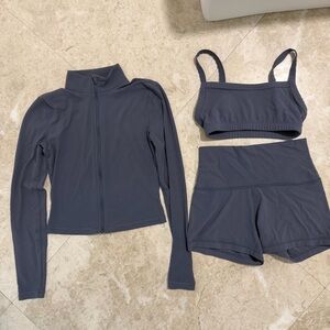 Aritzia 3 piece TNA butter set